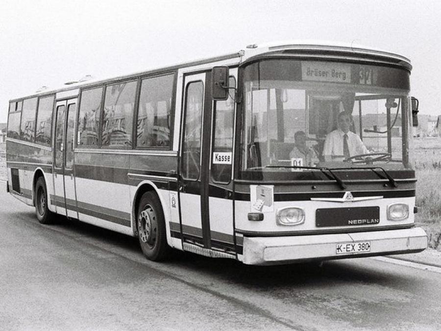 Neoplan N814 '1976